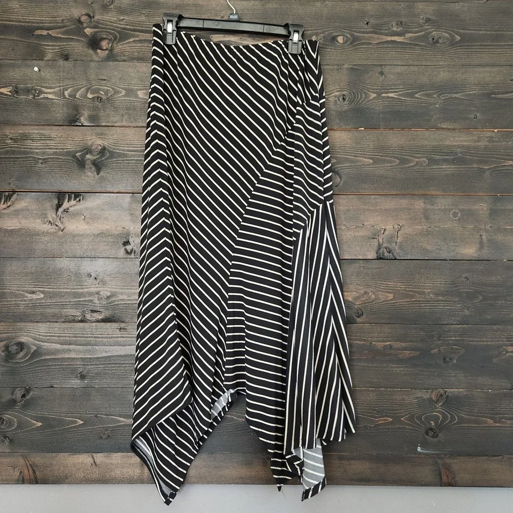Chicos Easywear Striped Handkerchief Hem Maxi Skirt Black White Size 1 M 8